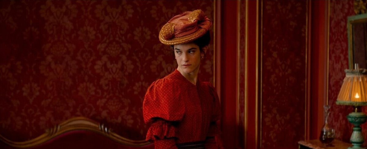 I haven't felt such love for a movie for a long time.
"La Venue de l'avenir": Colours of Time (2025, Cédric Klapisch) is a love letter to art that feels like a dream.
Its best: Suzanne Lindon's performance, the cinematography and... art itself.
