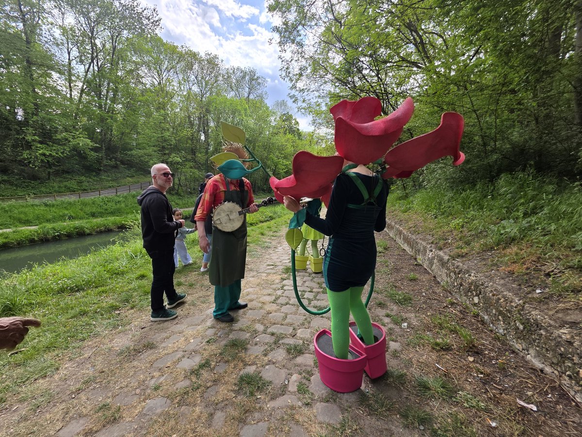 BrachPryscillia's tweet image. Petit tour à la Fête du printemps de Villeparisis aujourd’hui.

Un moment convivial pour les habitants, et une animation appréciée dans la commune.

L’occasion d’échanger avec des habitants et de retrouver plusieurs de nos électeurs.