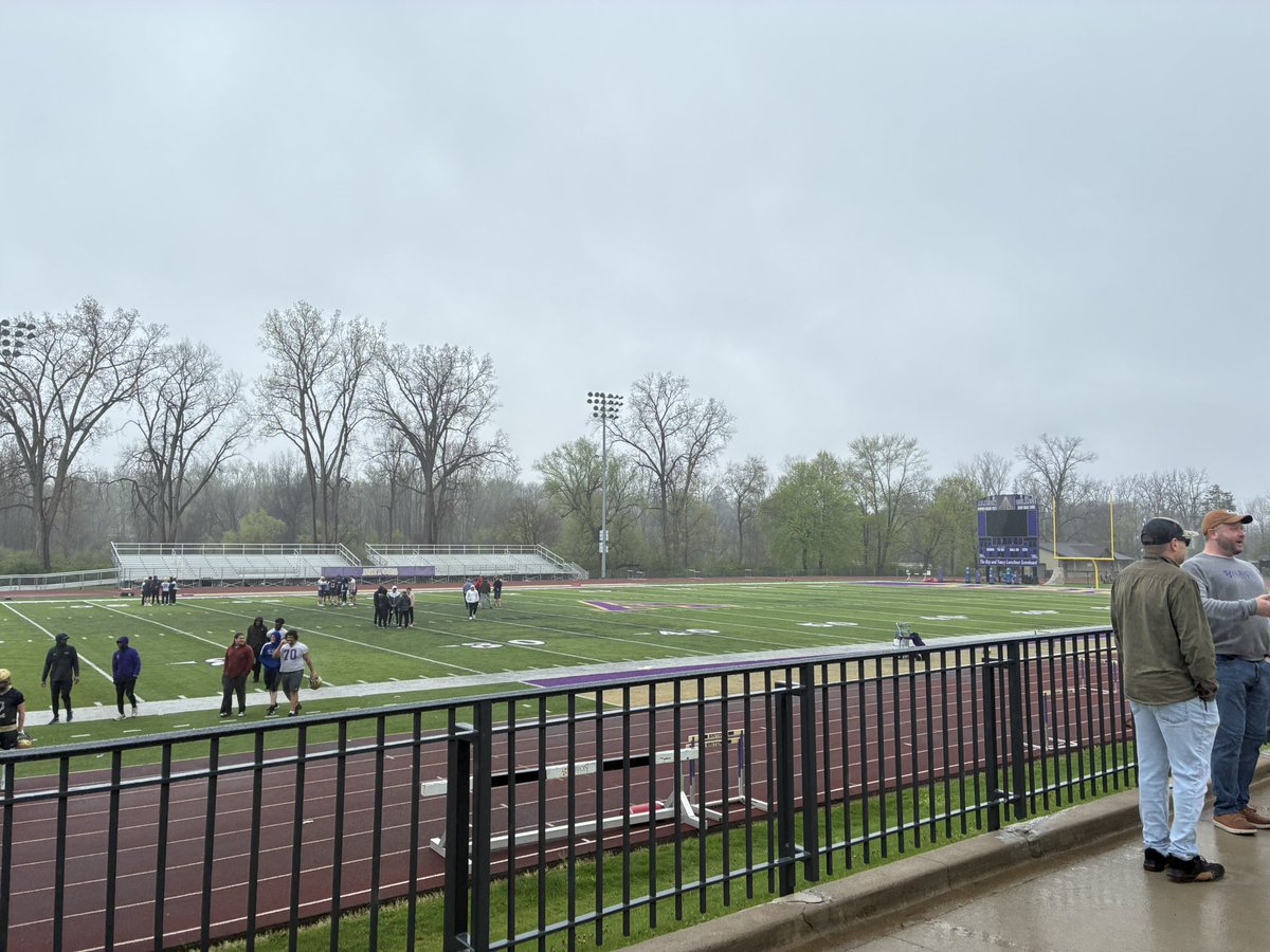 Walldari1's tweet photo. Thanks to @RICO_WALLACE For inviting on a spring practice visits all around great facilities I appreciate you guys for bring me out @AjaniAli2 @detroitnews @TheD_Zone @AlbionFootball https://t.co/FBDbFG2b2r