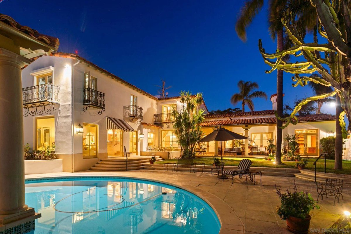 Dream Homes Magazine tweet media