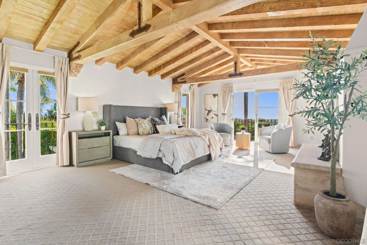 Dream Homes Magazine tweet media