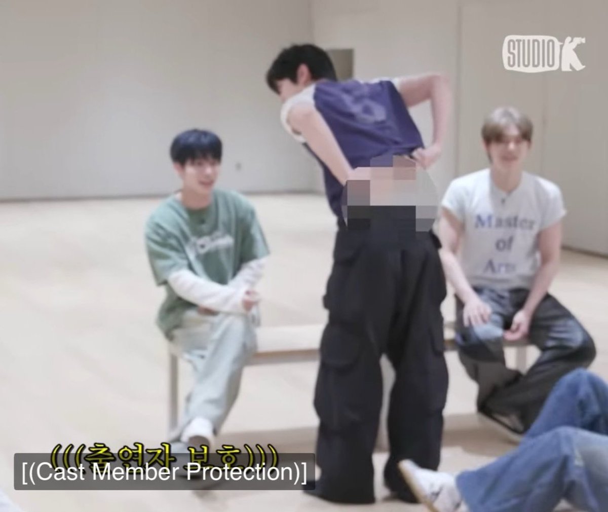 cath & dog 𖣂 VAI VER O BTS tweet media