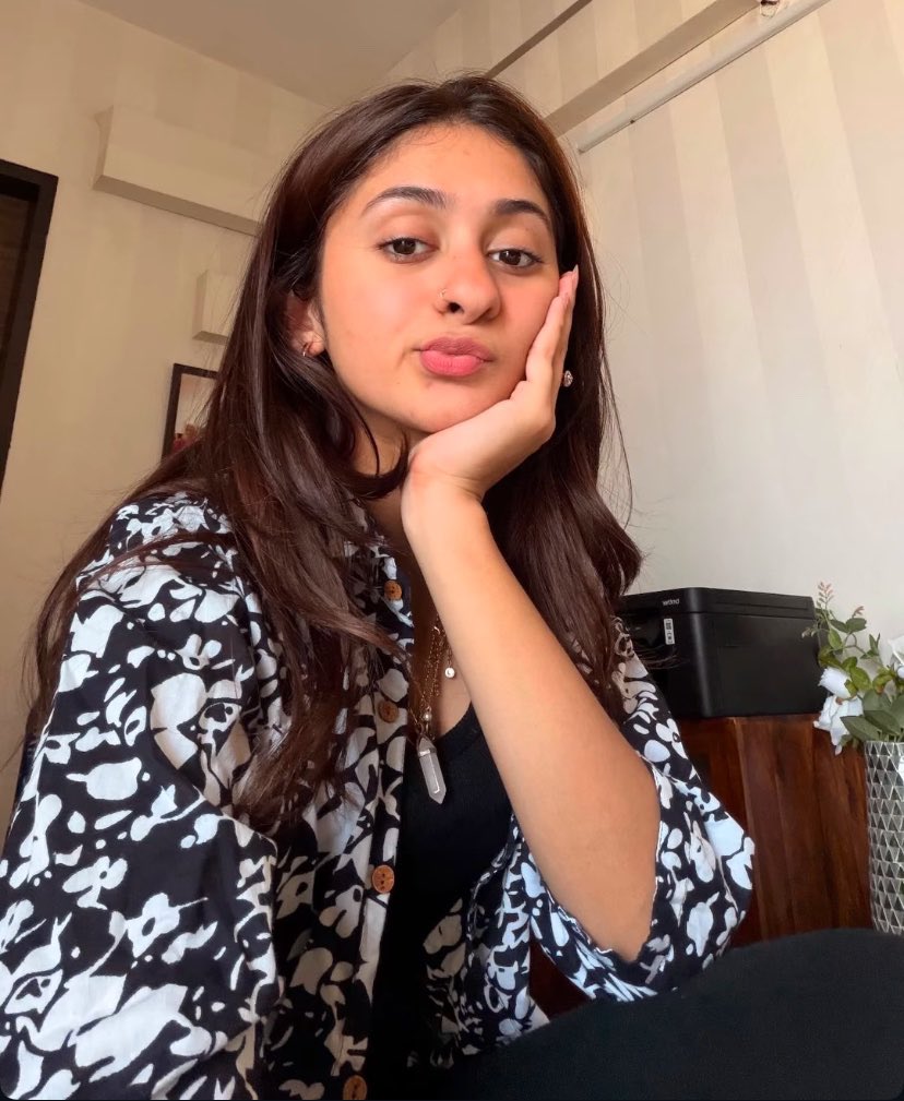 Peekundieditz tweet media