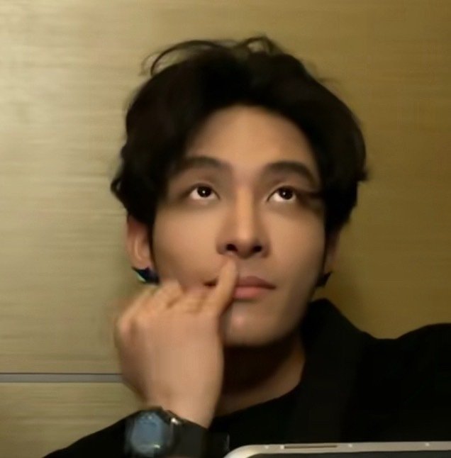 He is soo meme able 🤣