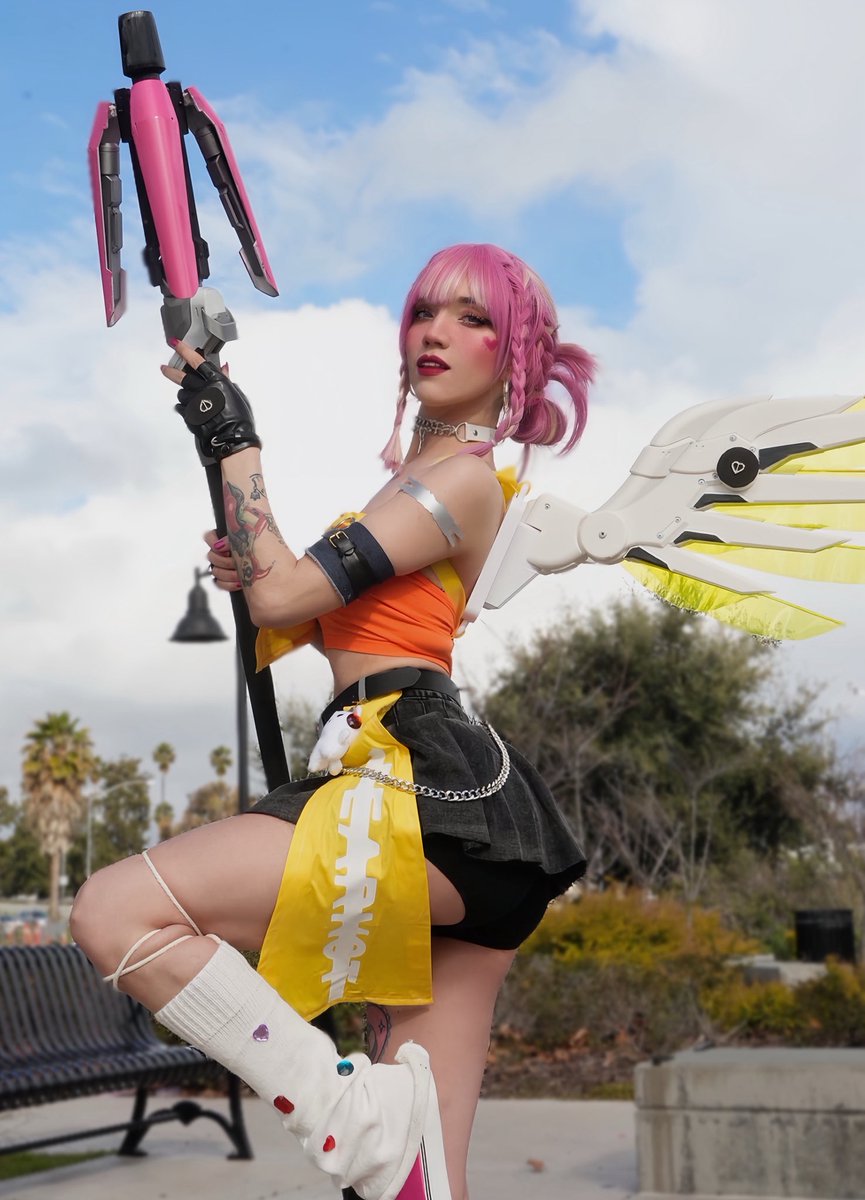 Naanny_Lee tweet media