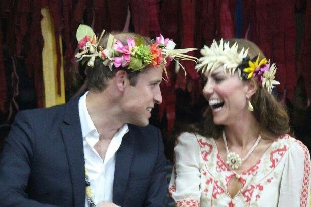 PatriamQueen's tweet photo. Mum and Dad #April29th #Anniversary https://t.co/yn0Ui2sn3b