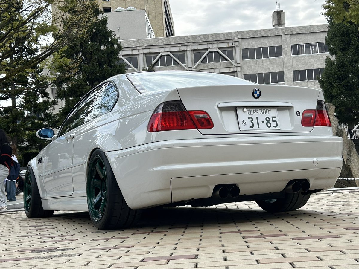 りょーすけ tweet media