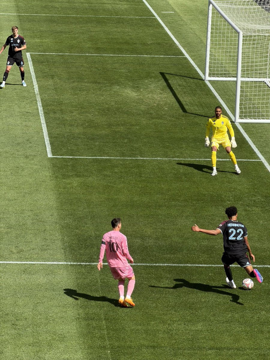 Nash 🥇💙 tweet media