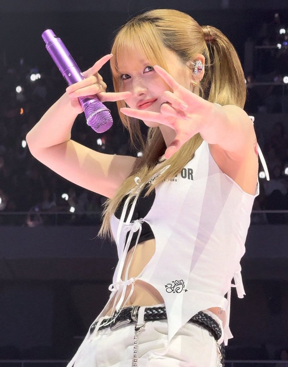 momo tweet media