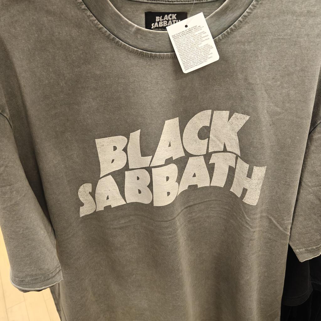 L'Esqueletü tweet media