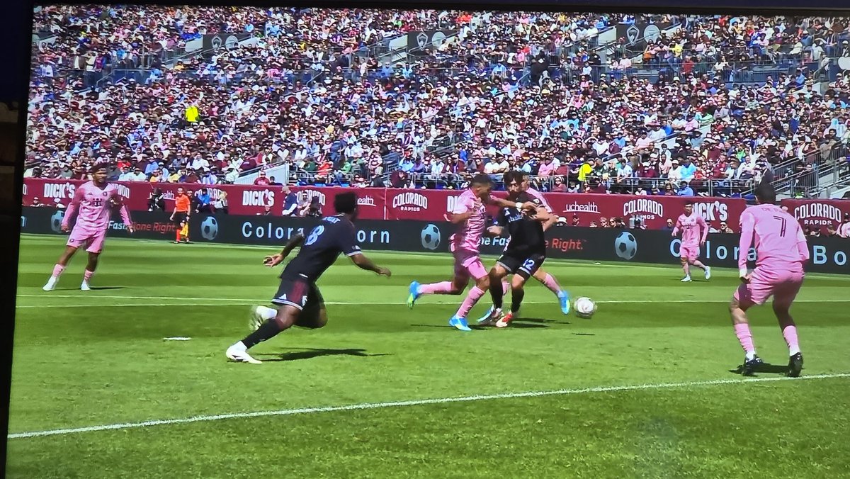 Sebas Crackbol tweet media