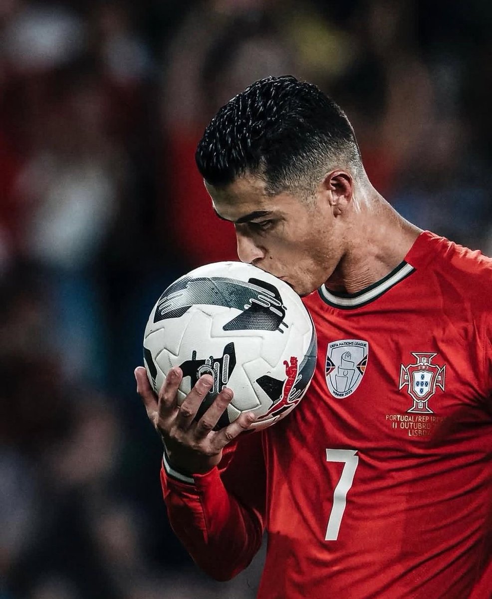 Fabrizio Ronaldo tweet media