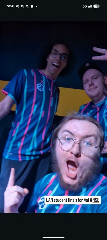 vanloo_cameron's tweet photo. Although today ended in defeat, I couldn’t be prouder of the team. Reaching the final after progressing past over 200 university teams is an incredible achievement and a true reflection of their resilience. https://t.co/NfhUGvoa1G