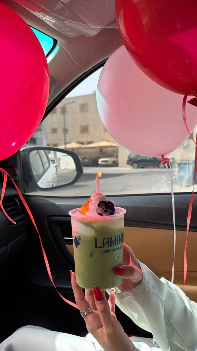 rvmraa's tweet photo. Nooooo more midterms 🤭🎈🧚🏻💕✨😩❤️ https://t.co/jBgCWRZIvQ