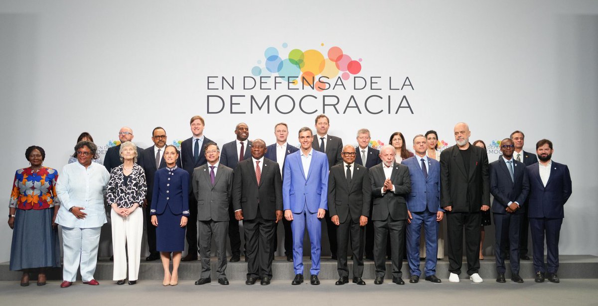 csaez1972's tweet photo. Orgullo. https://t.co/CiPwGXX0UC