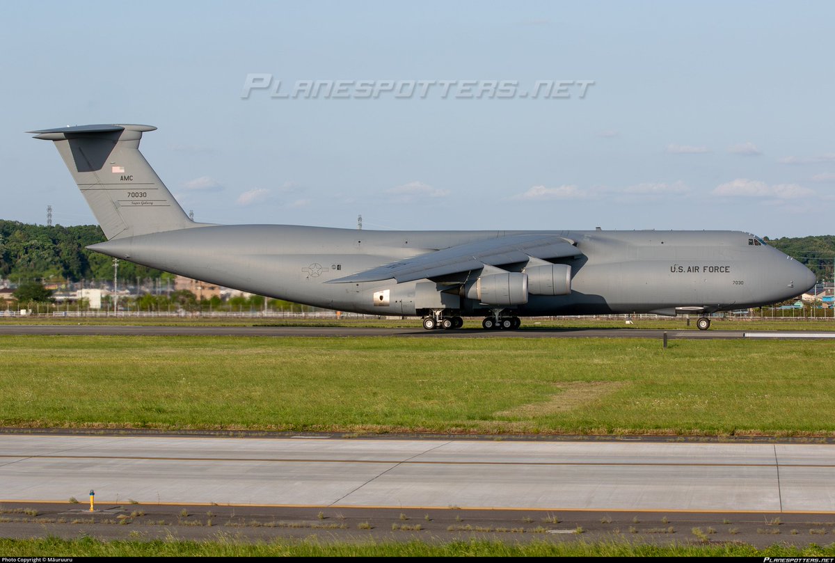 FlconEYES's tweet image. 🧐🚨SUPER GALAXY (L-500) 87-0030 #USAF 
Lockheed C-5M Super Galaxy (L-500)

Moviendo cargas pesadas. 
Misión: HEFTY22 | Hex: #AE057B
#NewOrleans-#PR | t.ly/I7-uJ

#AvGeek #ADSB #planespotting #18Abr