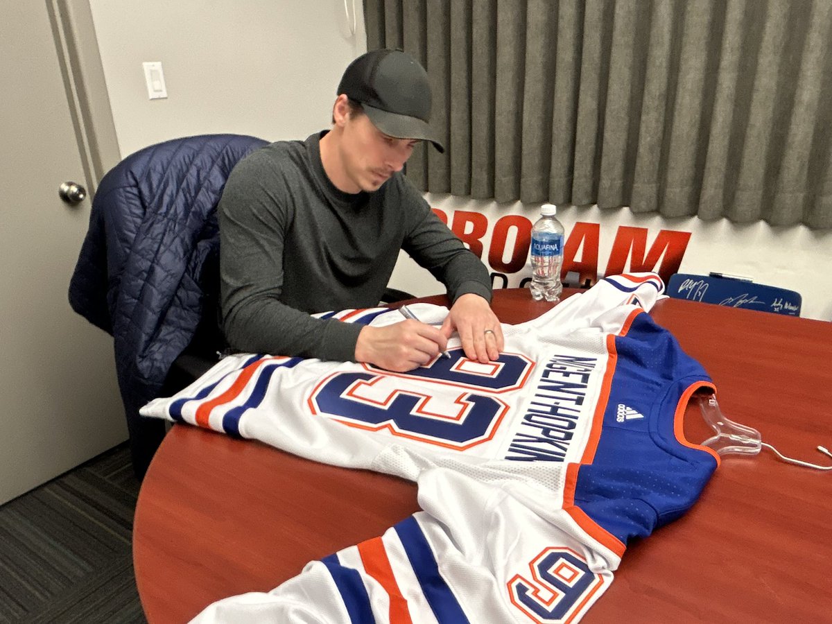 x-anna_182710🏒 tweet media