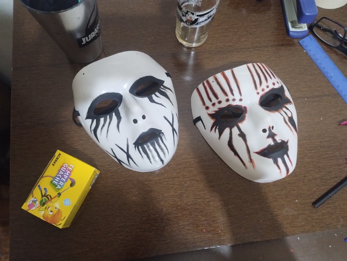 alli_clown's tweet image. Amo fazer máscaras (a modelo das fotos não favorece mt, mas já é algo) #psikolera #slipknot #ale #joeyjordison