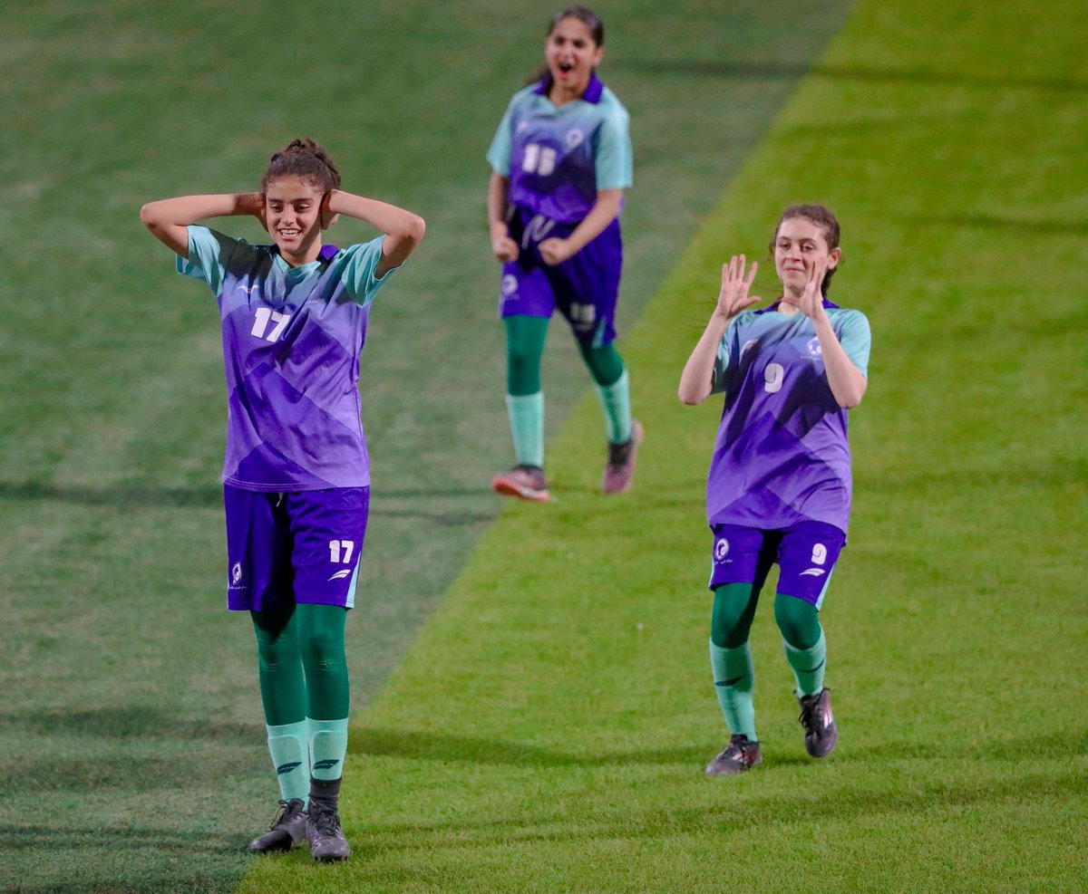 مسابقات كرة القدم النسائية tweet media