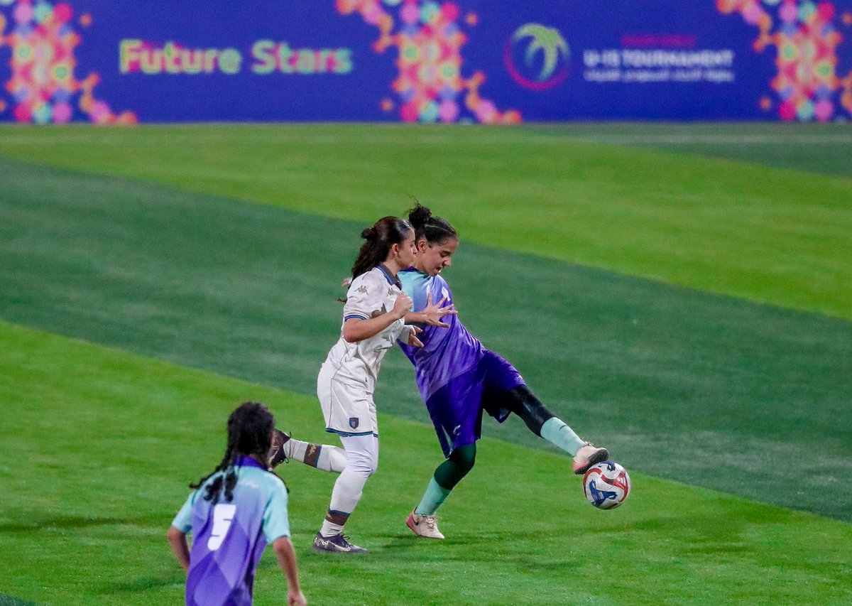 مسابقات كرة القدم النسائية tweet media