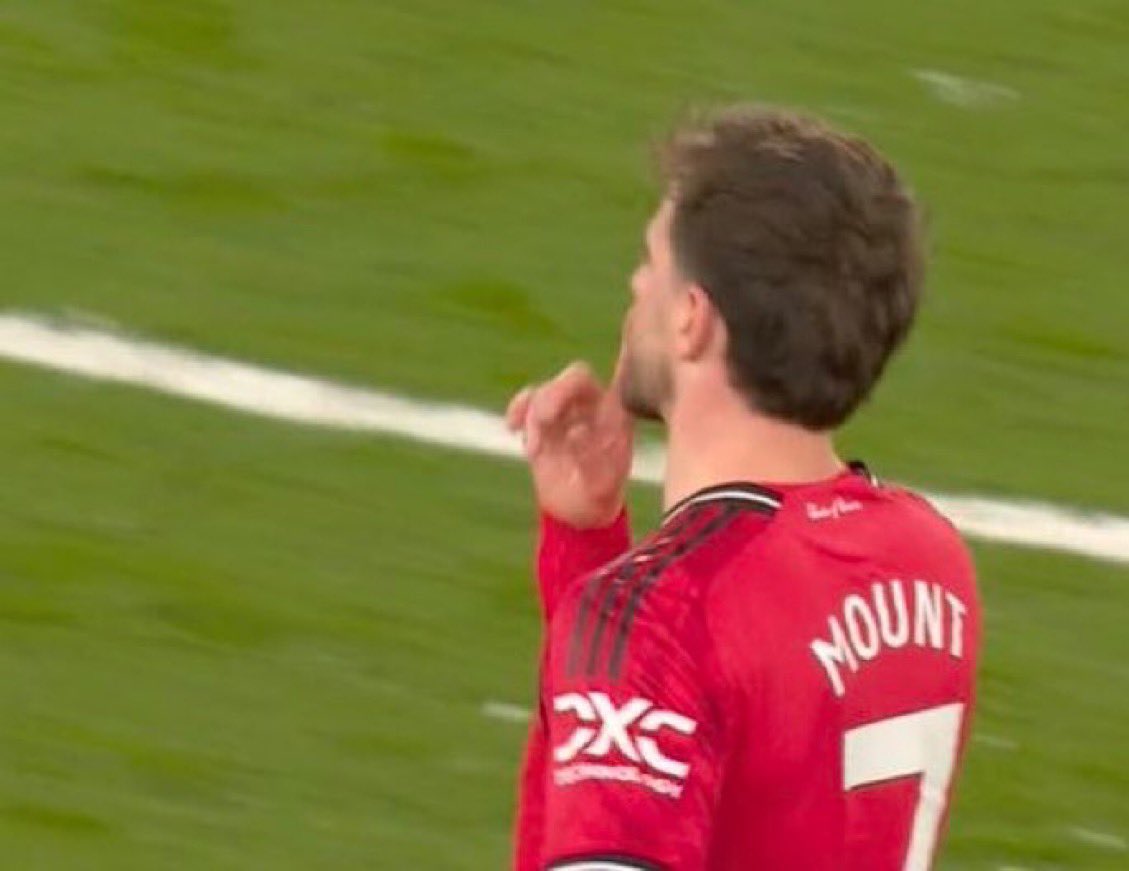 بوابة تشلسي tweet media