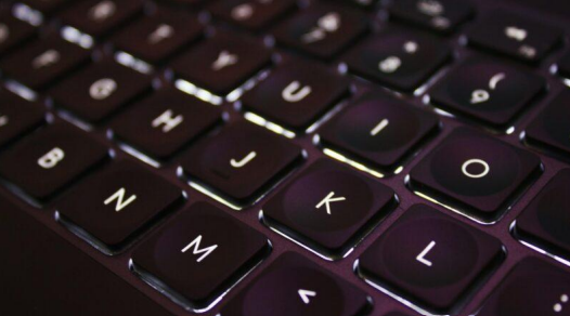 SSRN's tweet image. The 2020 #pandemic revealed a persistent #digital divide: closures left many—especially low‑income &amp;amp; BIPOC communities—without reliable broadband, devices, or digital skills.

Read: spkl.io/6015A4rhB
Subscribe: spkl.io/6019A4rh1

#InformationMatters @infmatters