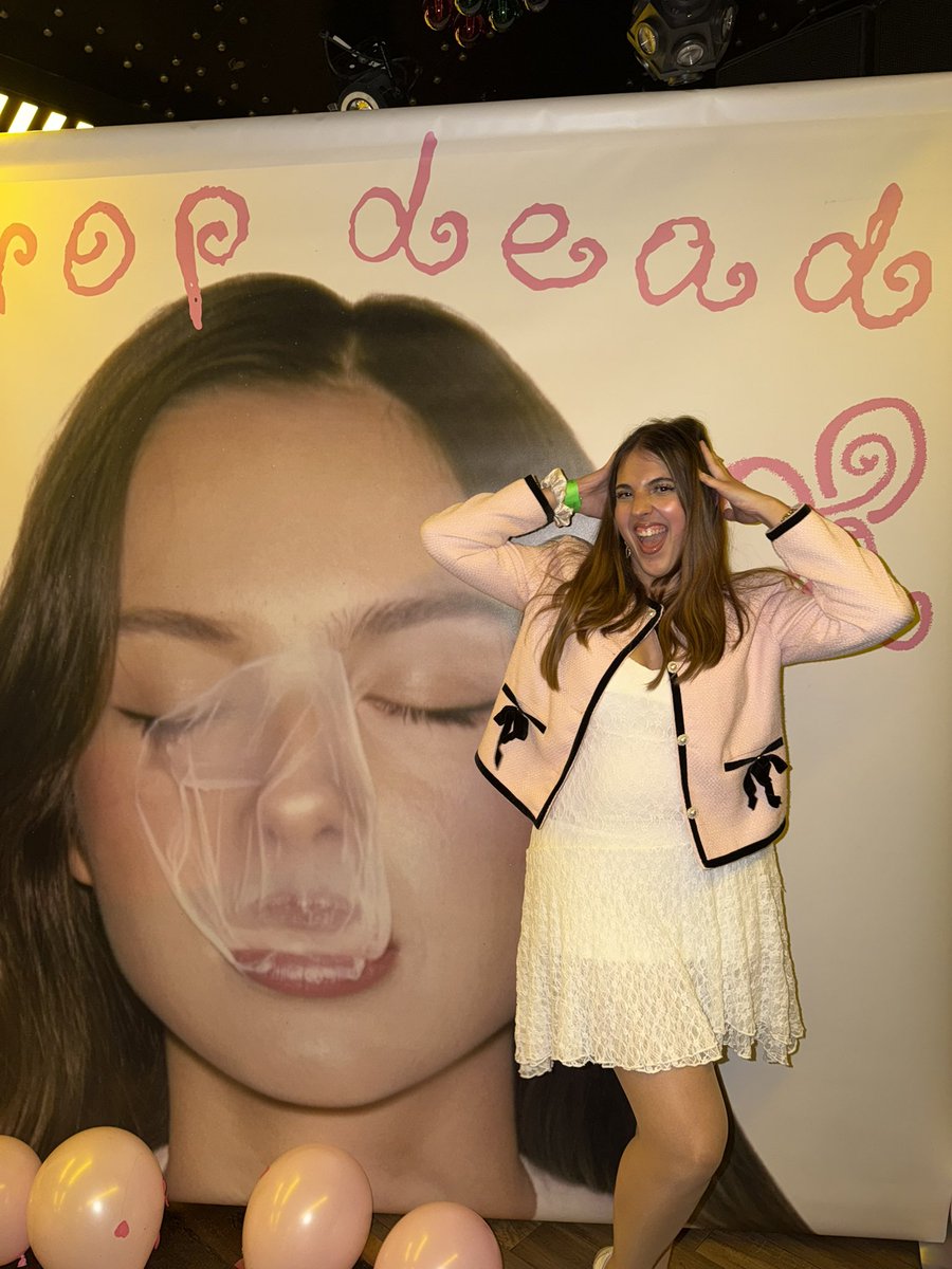 𝑒𝒾𝓁𝑒𝑒𝓃🩷 tweet media