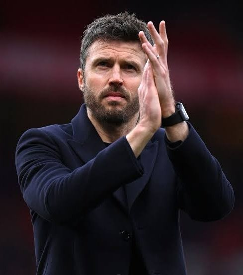 TouchlineX's tweet image. 🚨🗣️ Michael Carrick on the game vs. Chelsea: "Big win for us... Keeping a clean sheet is huge. Mazraoui and Heaven were INCREDIBLE!"

"The boys were fantastic."