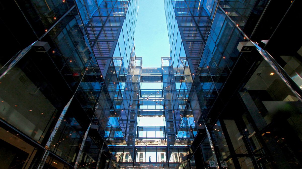 3JV_Productions's tweet image. Word up

#johnleephotography 
#shotoncanon 
#washingtondc 
#angleup