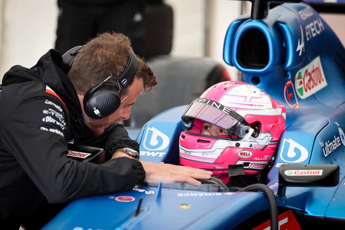 MotorsportDATA's tweet photo. @x_jack_2007_x And Abbi Pulling tested the Alpine in Silvertone in 2022 https://t.co/PN7nH82BWg