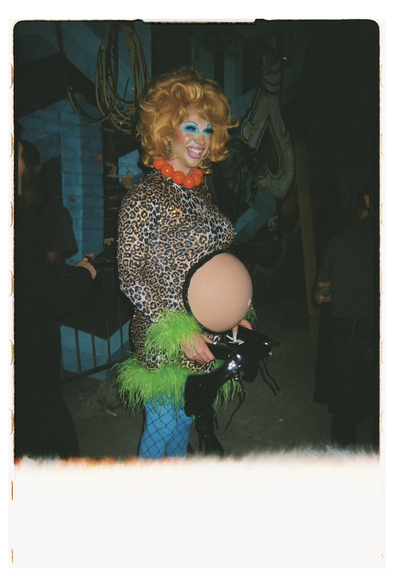 Meg thee italian tweet media