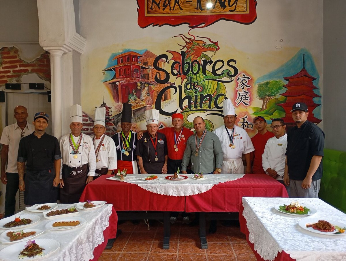 Maestros culinarios de Camagüey  se reunieron en el  restaurante Nan King para reconocer la labor de varios de los  integrantes de la Asociación Culinaria de Cuba y, a la vez, presentar  algunos platos específicos que hoy se ofertan en varias unidades  gastronómicas.