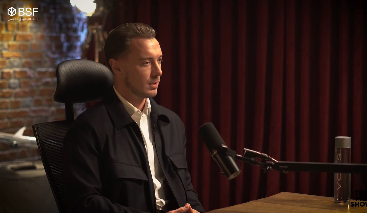 عمرو tweet media