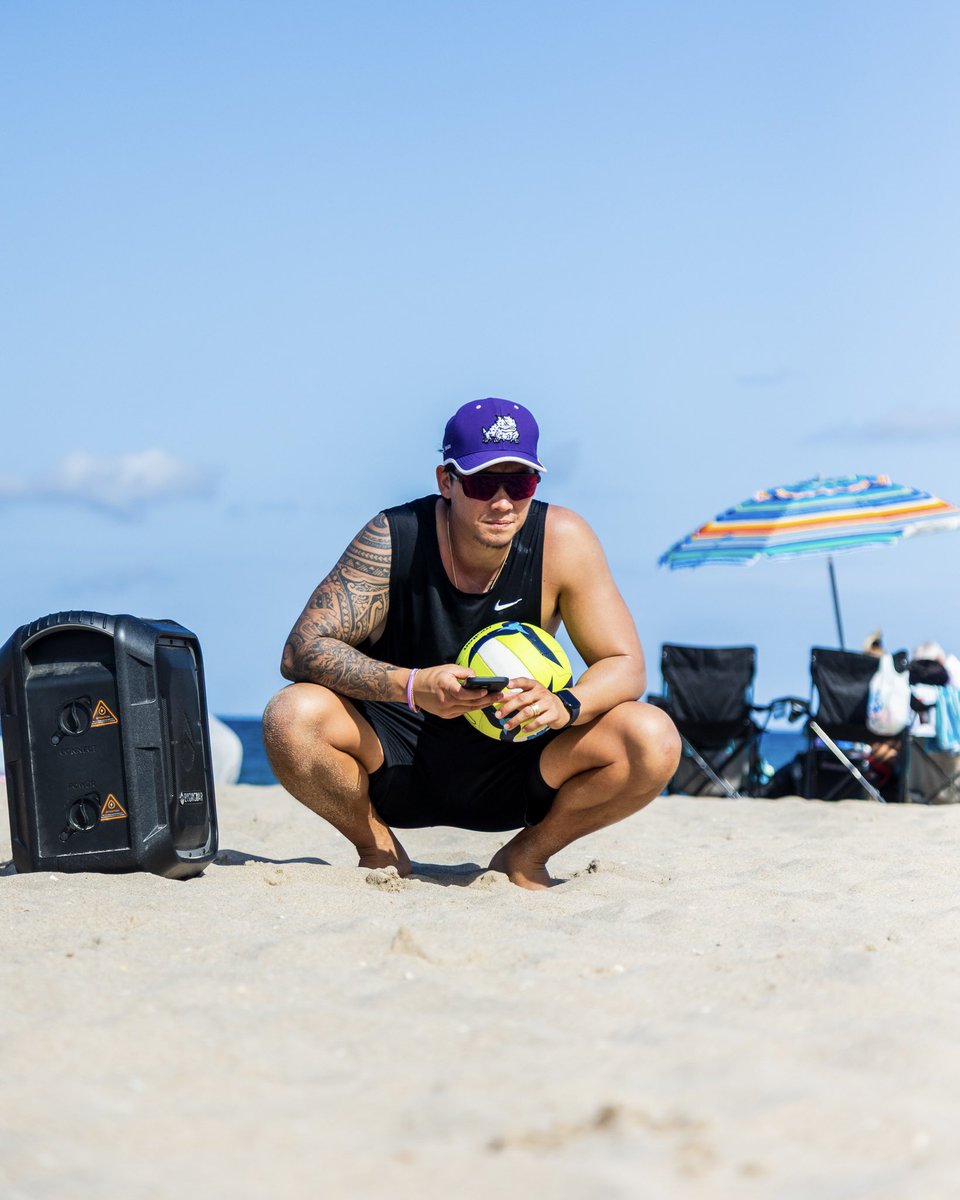 TCUBeachVB's tweet image. Wishing a very Happy Birthday to our awesome strength and conditioning coach Logan!

#GoFrogs | #ONETeam