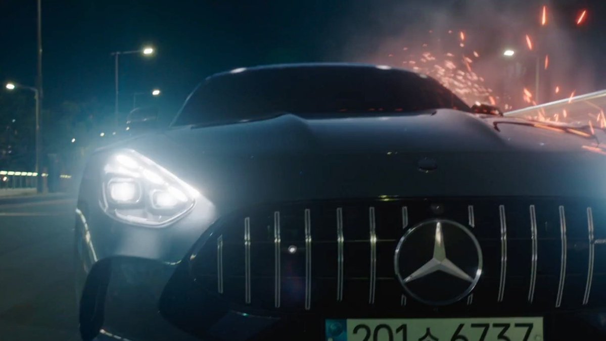 wooseok selling mercedes with that face