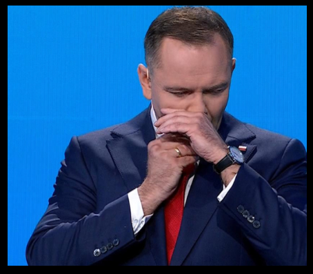 reina #CSB 🇪🇺 tweet media