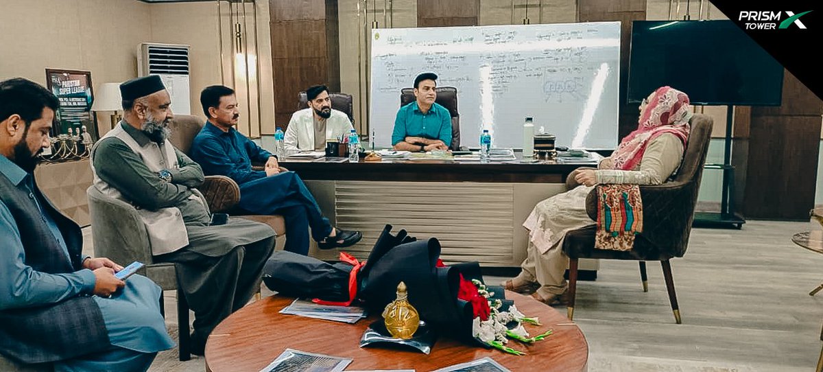 OK_OmarKhan's tweet image. Great meeting at PrismXTower office with Madam Firdous Ashiq Awan, former Information Minister of #PTI @Dr_FirdousAwan

Insightful discussions and a truly productive exchange of ideas. Looking forward to what’s ahead. 🚀 

#OmarKhanOK #CryptoGuru #PrismXTower