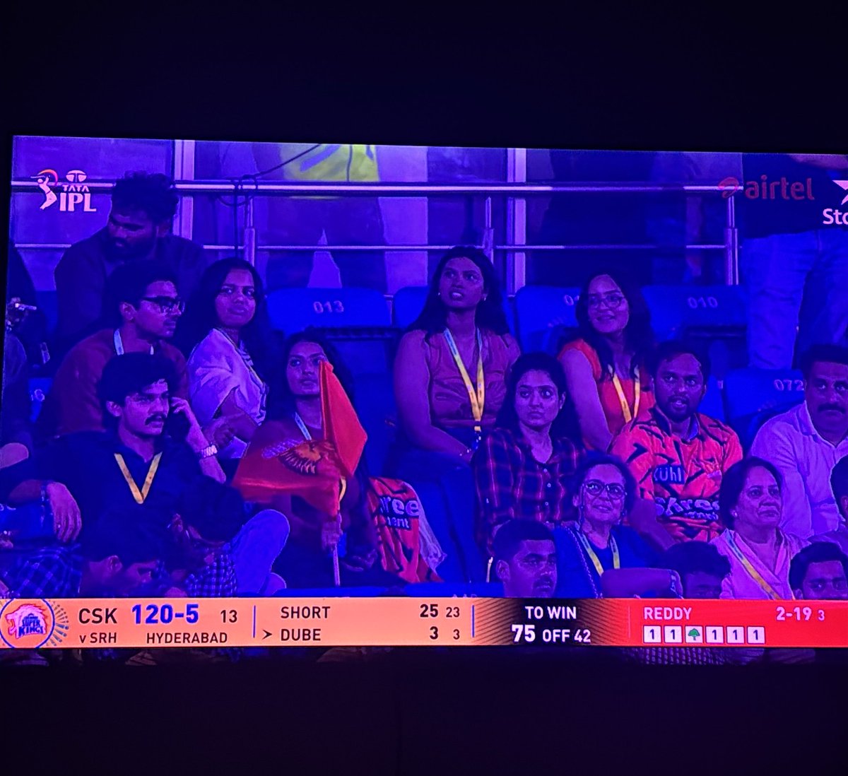 nilavex's tweet image. Whoever using TCL android Tv!! New ai picture mode is worth a try 🔥 adjusts automatically on skin tone, ground, buildings. 

Amazing experience watching IPL ♥️

#TCL #Androidtv #IPL