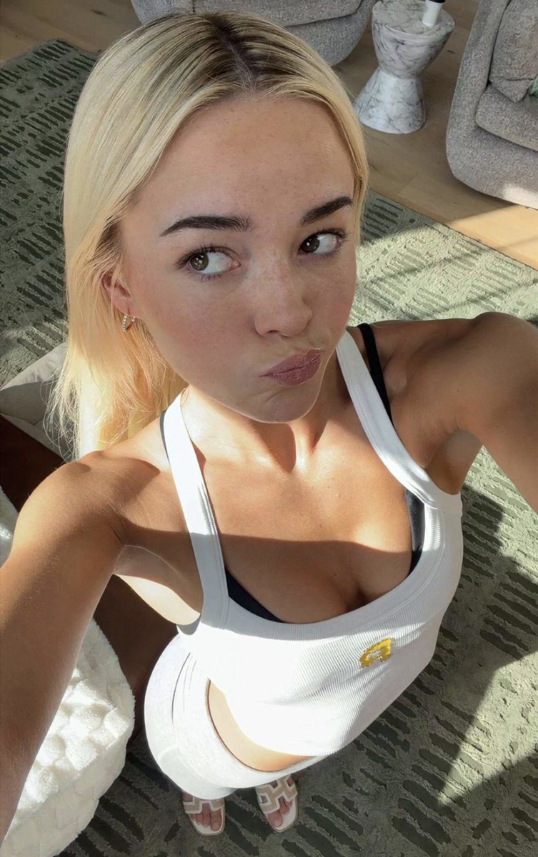 Send4Daddy's tweet photo. Which one of y’all losers wants to have their cashpussy pounded today?😵‍💫

Just spread those cheeks wide and let daddy in, i promise to go slow🤭

Findom Catfish Catfishfindom Wankchat Wankbattle Crypto https://t.co/96hipMup5k