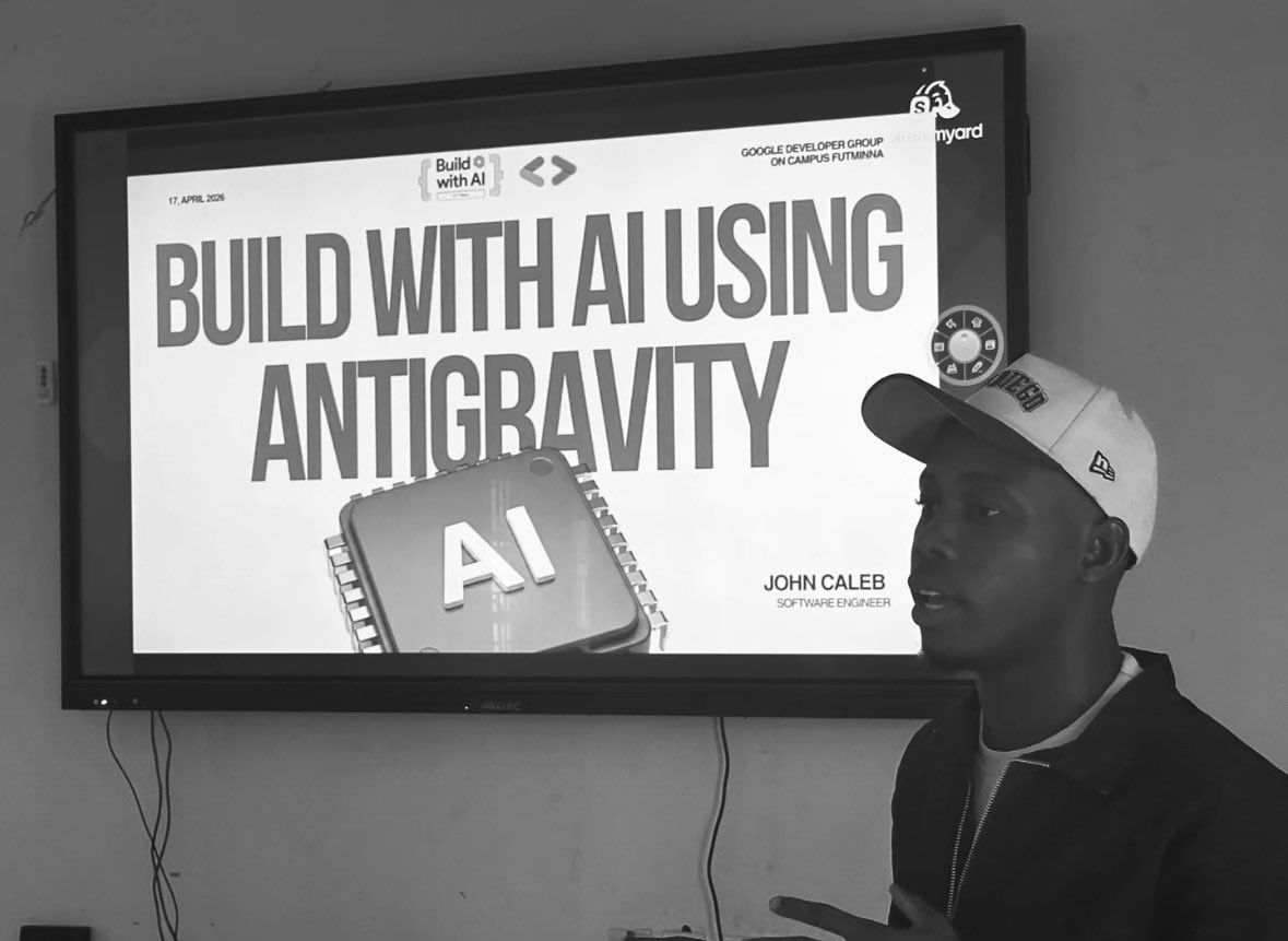 thejohncaleb's tweet image. Gave a talk today at the Google Developer Group (@gdgoc_futminna) Build with AI Workshop on Google Antigravity. 🔥

#BuildWithAI #GDG #GoogleAntigravity.
