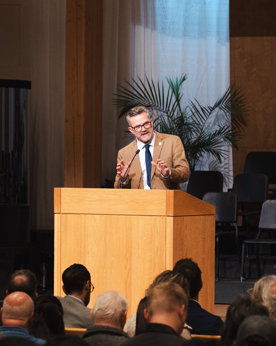 Bethlehem College and Seminary tweet media