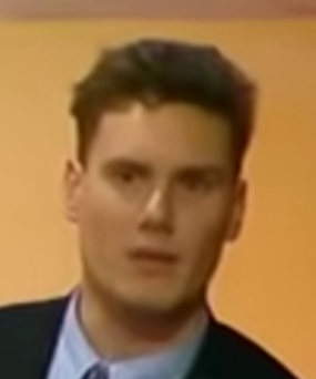 Why does young Kier Starmer look like Tharries? 🤣😂