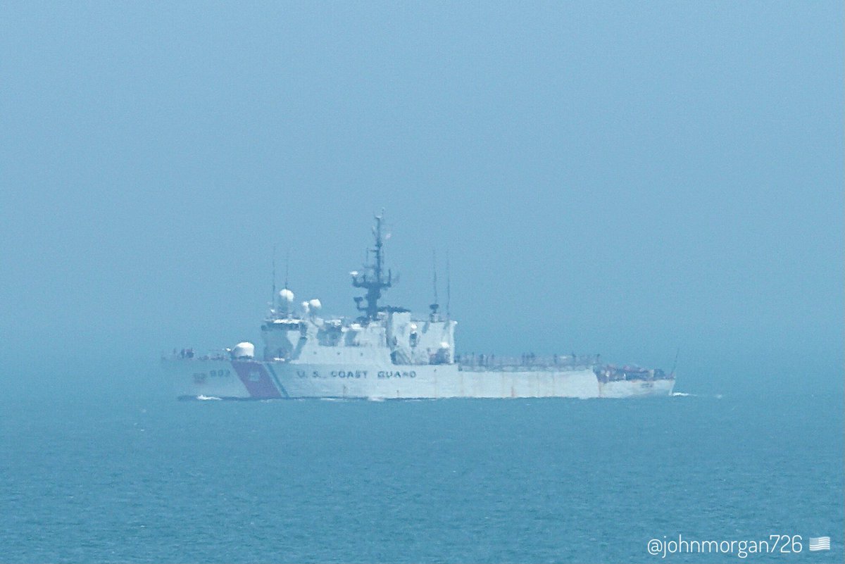 johnmorgan726's tweet image. USCGC TAMPA (WMEC-902) 🇺🇸 Famous-class medium endurance cutter four miles off the coast of Virginia Beach. #USCoastGuard #ShipsInPics #WMEC902 #USCGCTampa