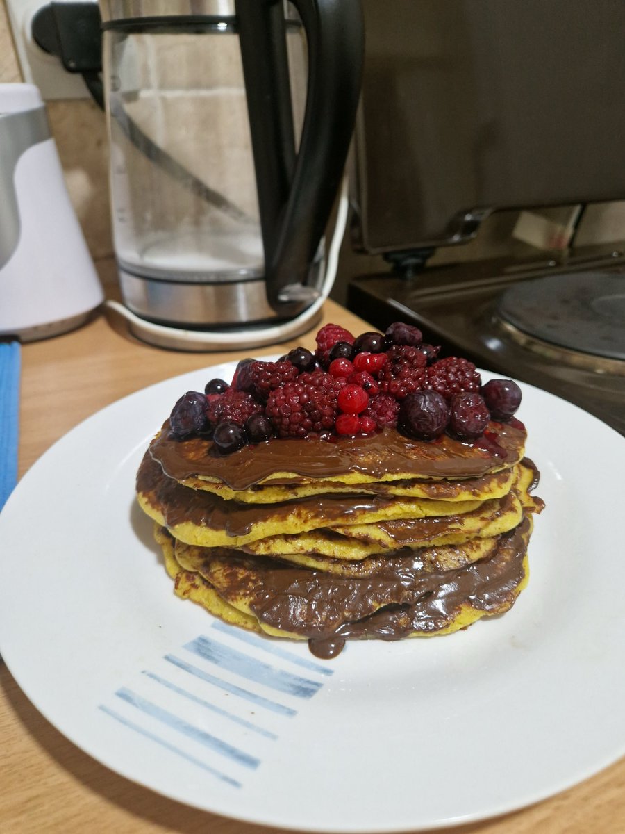kolacicbg's tweet image. Proteinska palačinka😍 #protein #proteinpancake #sweet #healthy