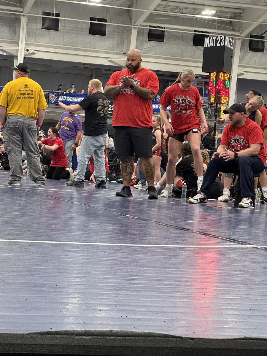 OmahaBryanWrestling tweet media