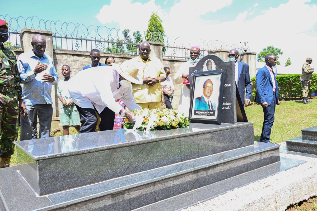 Yoweri K Museveni tweet media