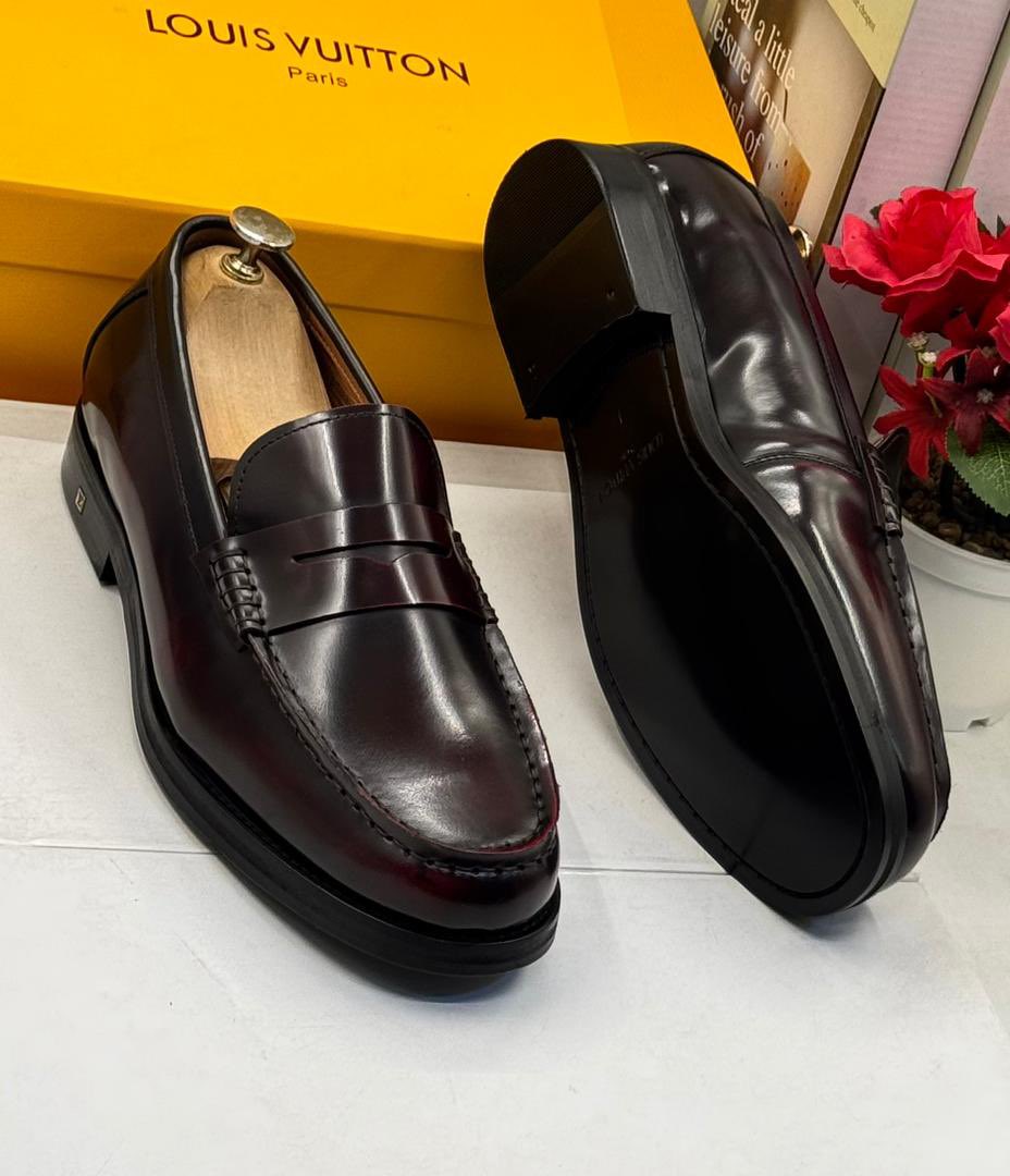 big watch & vans bro. tweet media