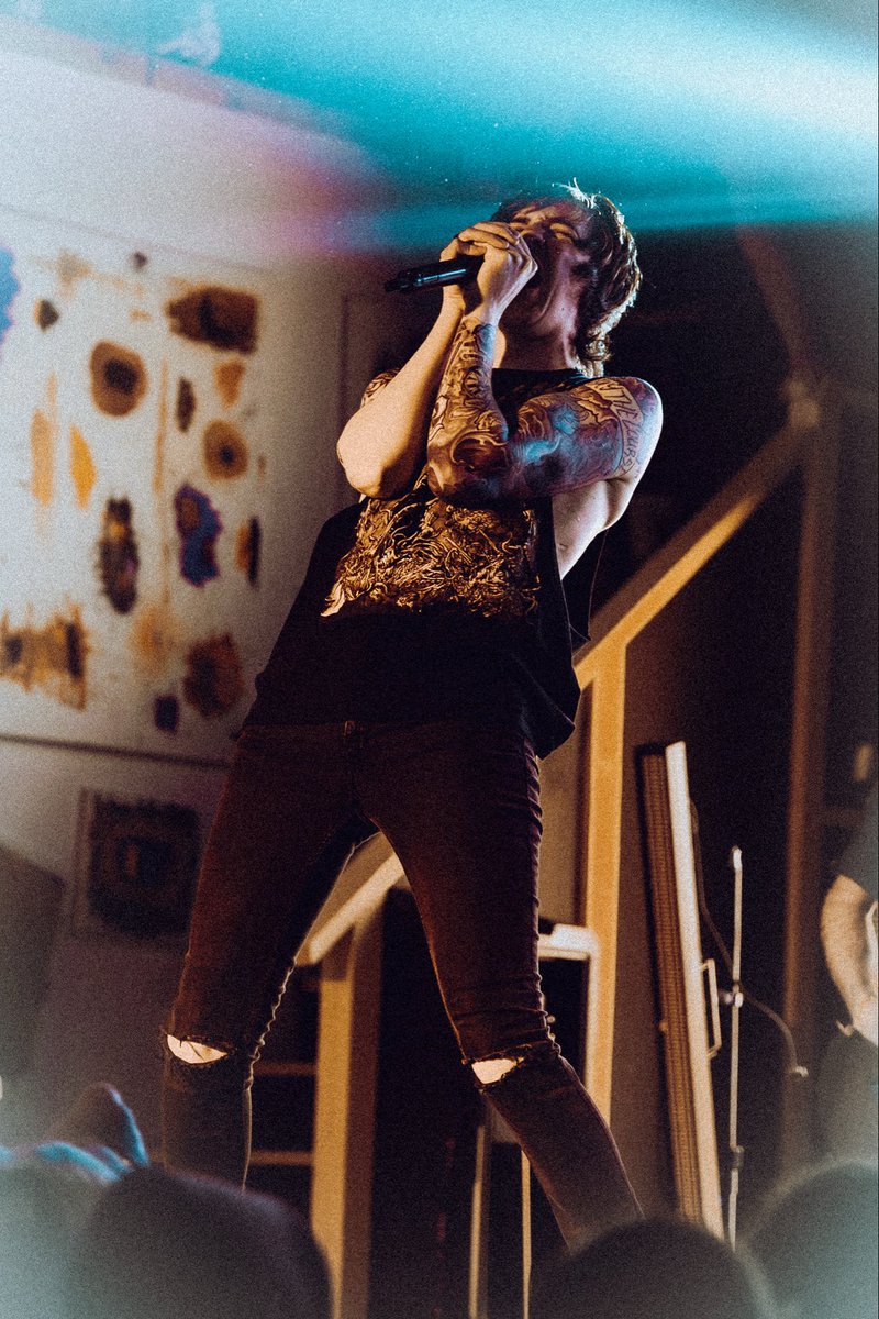 VOTSbandMN's tweet photo. 𝕿𝕳𝕰 𝕷𝕺𝖁𝕰 𝖄𝕺𝖀 𝕿𝕺𝕺𝕶 𝕬𝖂𝕬𝖄
📸 @ kevly_ https://t.co/hocMAZs0qG