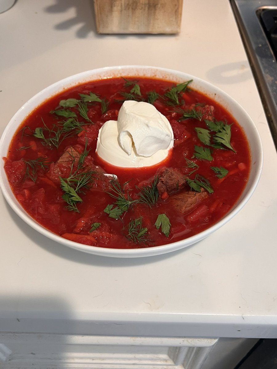 FantomVolante tweet media