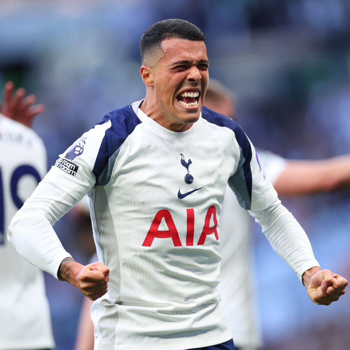 WhoScored's tweet image. Pedro Porro had more touches (40), more shots (2), and more shots on target (2) than any other player on the pitch in the first half vs Brighton.

Lively.  🔋⚡️

#TOTBRI #PremierLeague